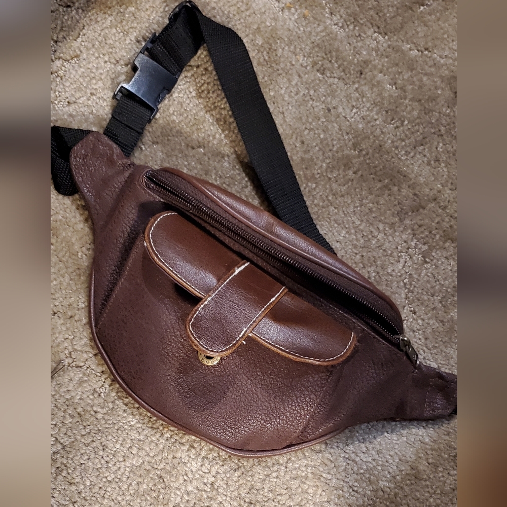 Leather lined biker Fannie pack